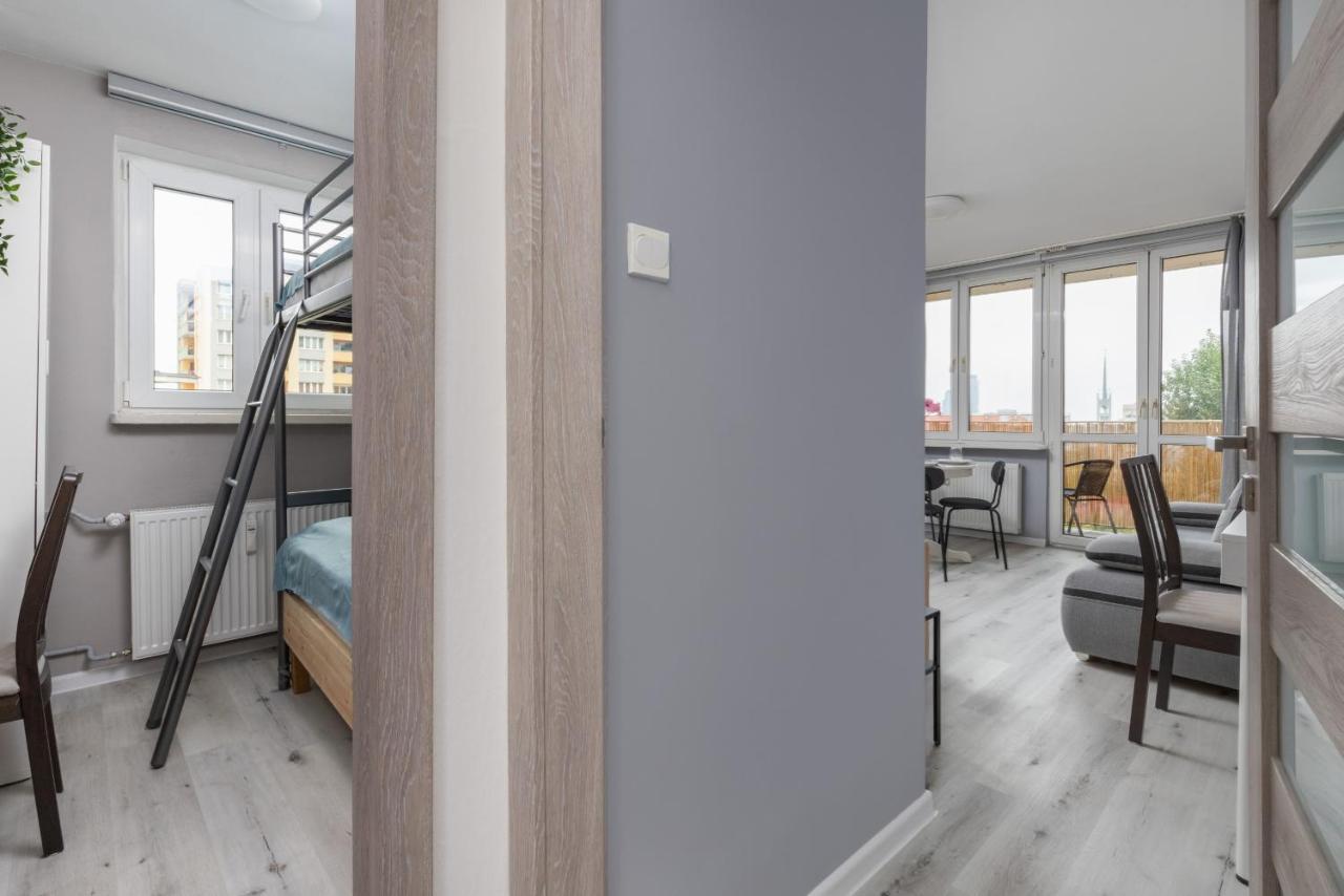 Family Apartment With Balcony In Gdynia By Noclegi Renters 外观 照片