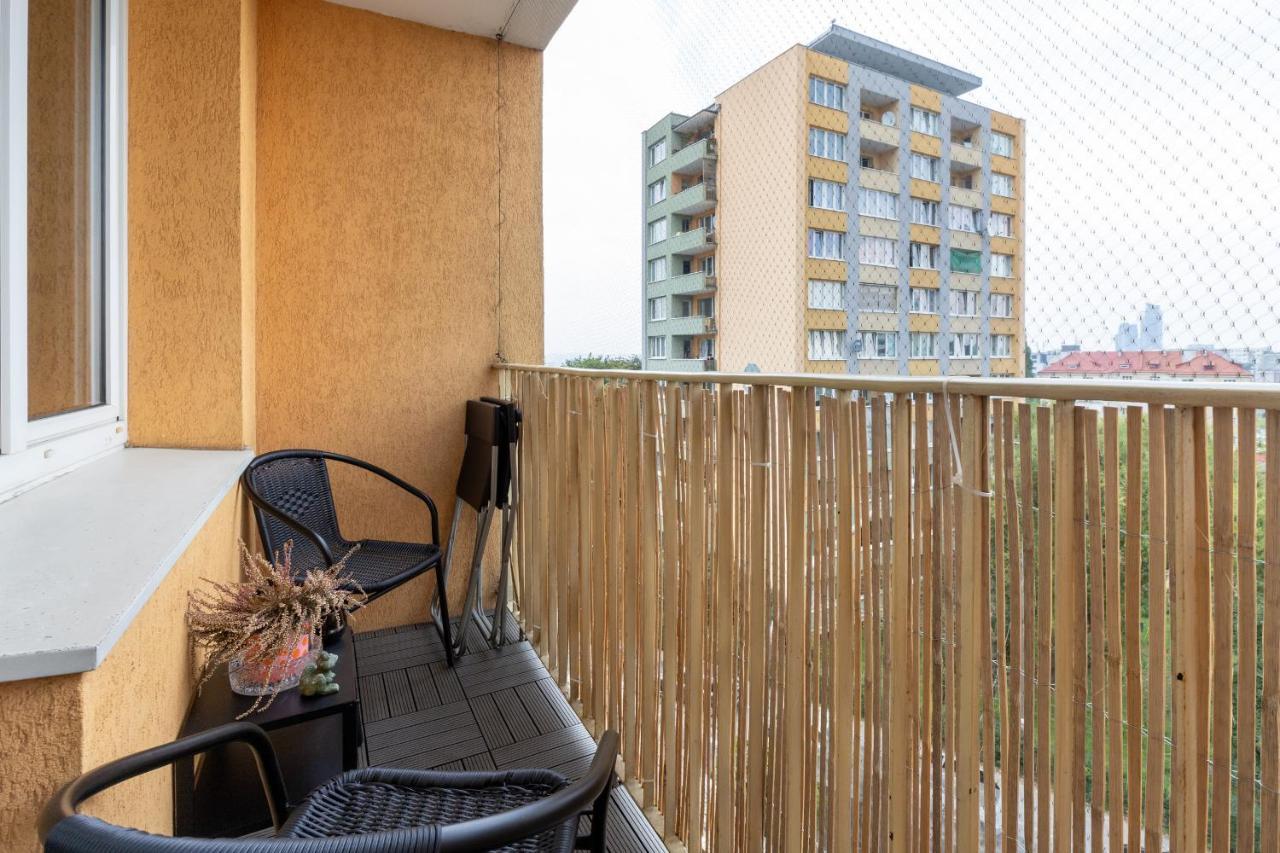 Family Apartment With Balcony In Gdynia By Noclegi Renters 外观 照片